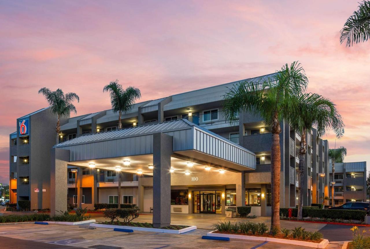 Motel 6-Anaheim, Ca - Maingate Екстер'єр фото