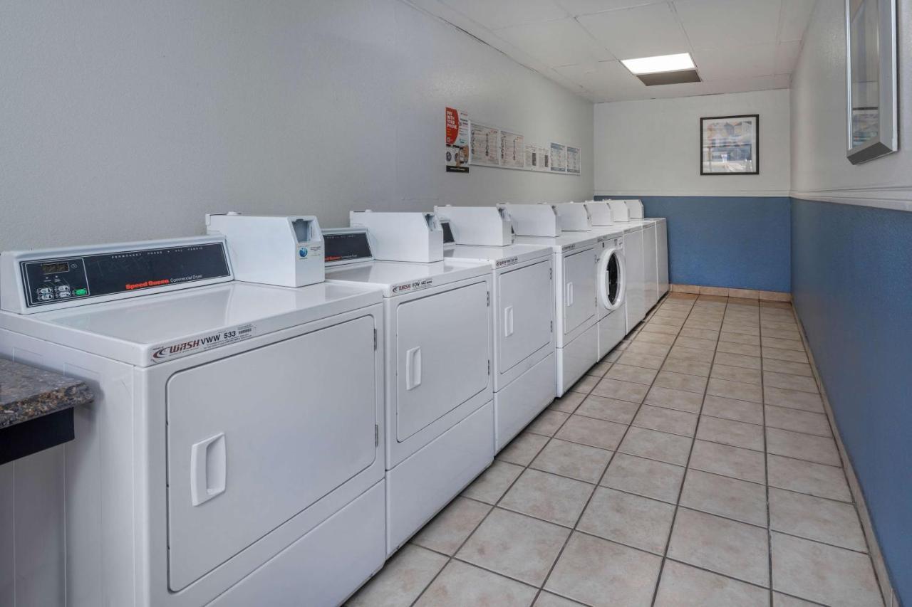 Motel 6-Anaheim, Ca - Maingate Екстер'єр фото