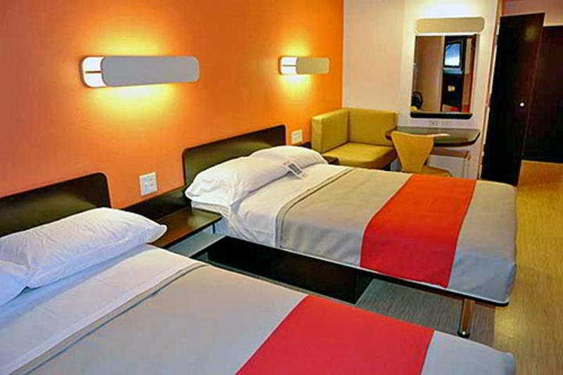 Motel 6-Anaheim, Ca - Maingate Екстер'єр фото